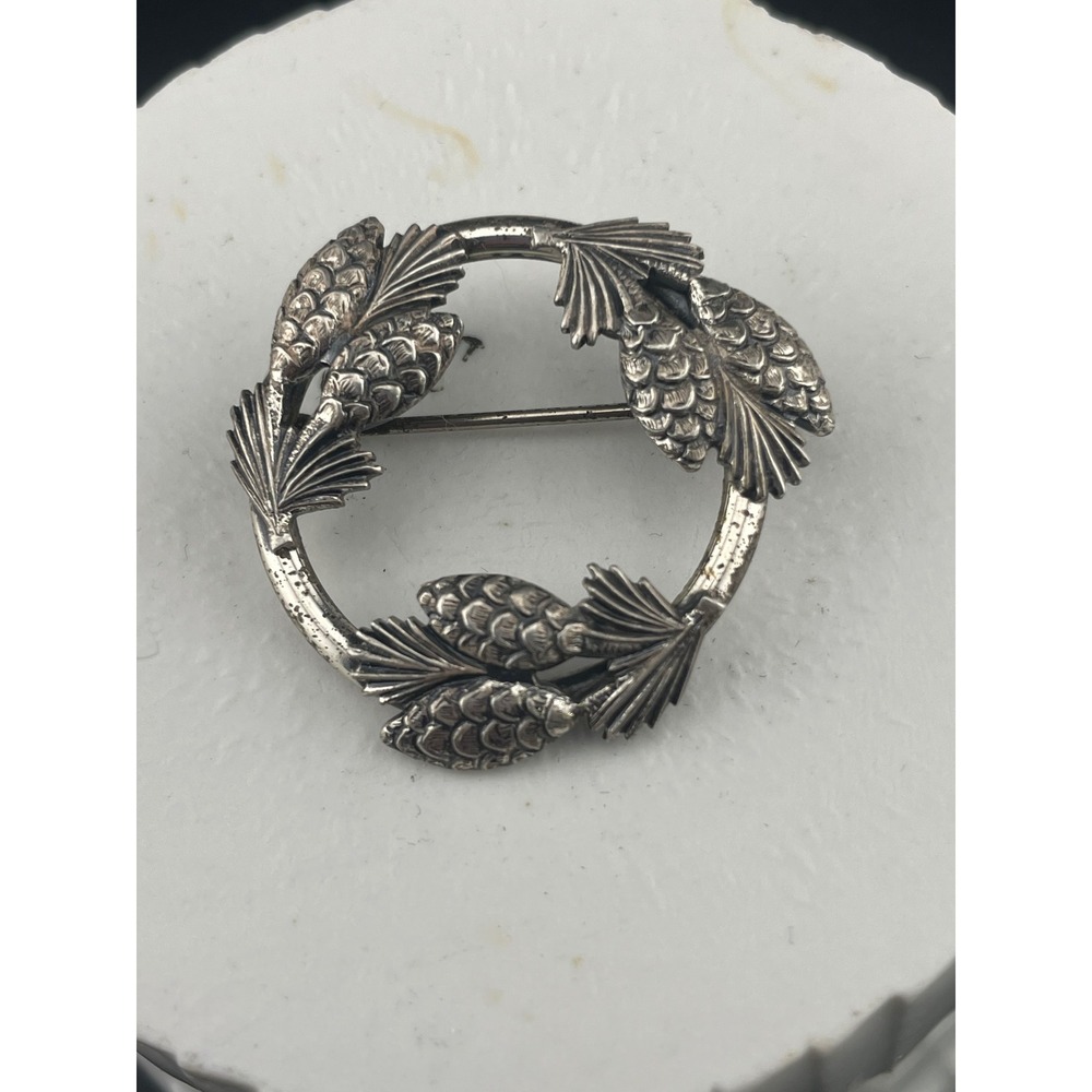 Vintage Beau Sterling Silver Pinecone Wreath Brooch Circle Pin Signed beaucraft